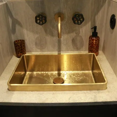 Chambre Deluxe, dans une péniche Bateau-hôtel